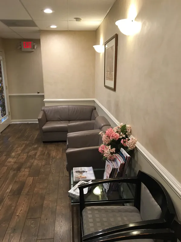 Waiting room at the Flanders office of [PRACTICE_NAME]
